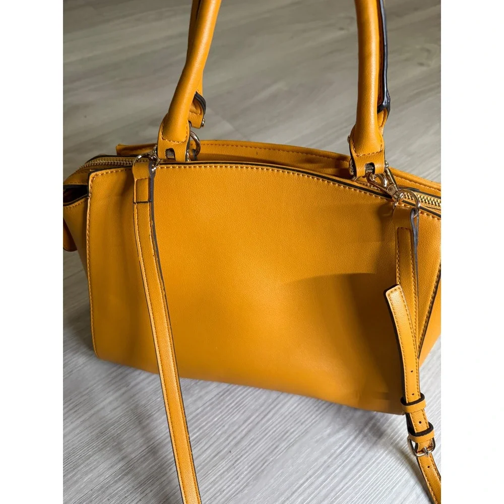 Guess satchel handbag